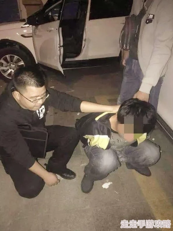 美女和男生羞羞脱内衣最新研究表明这种行为可能影响睡眠质量