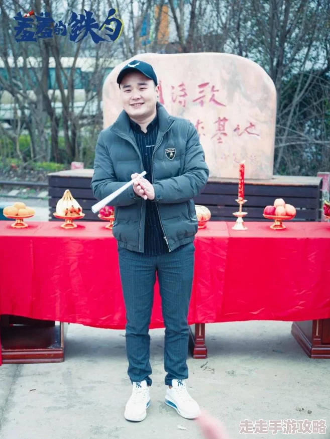 苏晴与陆小伟深圳在路上携手共进创造美好未来勇敢追梦不负韶华