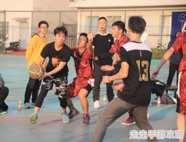 调教骚奴乡村篮球队团结拼搏追梦青春无限勇往直前