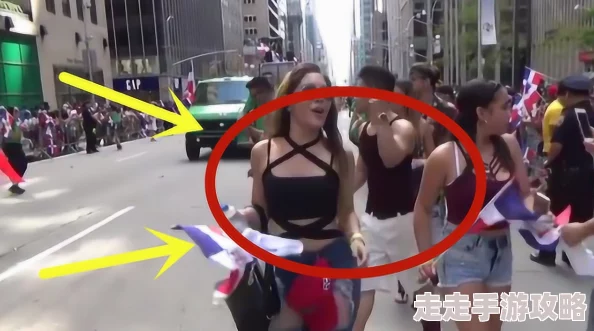 美女全身光无胸罩无内裤展现自信与美丽每个人都值得被欣赏和尊重