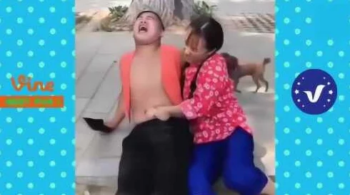 呜呜别揉了再揉就尿了近日网络上流传一段搞笑视频引发热议 呜呜别揉了再揉就尿了近日网络上流传一段搞笑视频引发热议