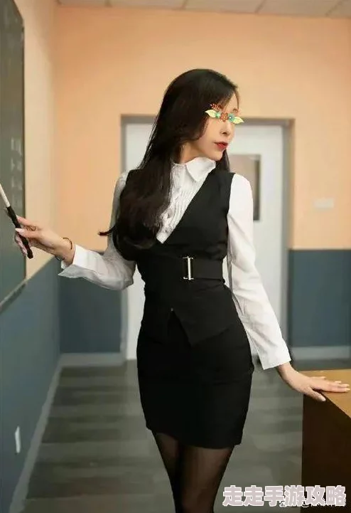 放荡老师淑敏办公室全集目录更新至第80章办公室的秘密