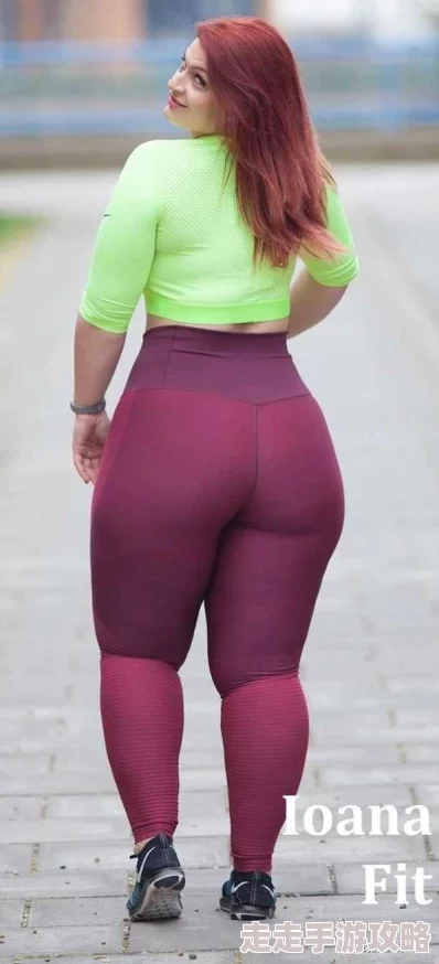 性老头老妇BBwBBwBBW他们相遇在一个温暖的午后，开始了新的故事