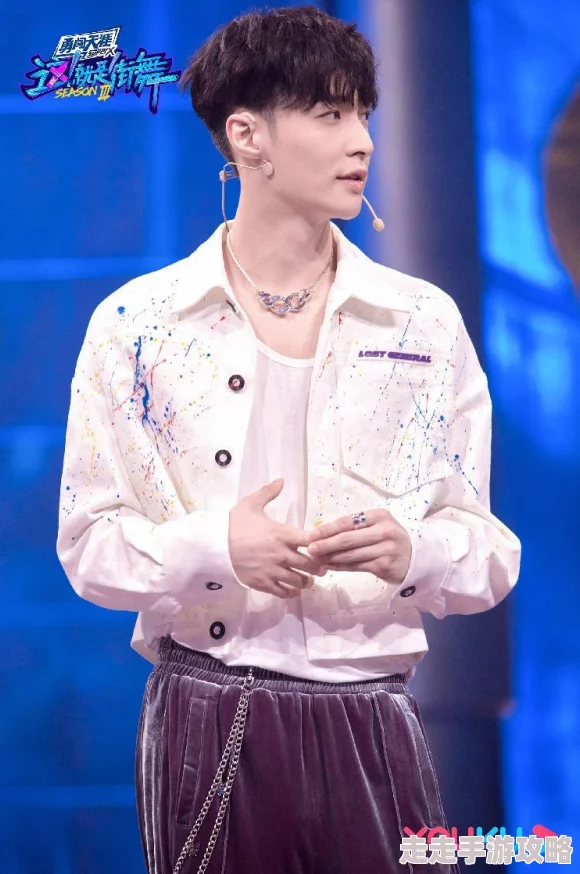 坏酷酷最新潮流时尚发布会即将举行,众多设计师将展示他们的创意作品,敬请期待 坏酷酷最新潮流时尚发布会即将举行,众多设计师将展示他们的创意作品,敬请期待