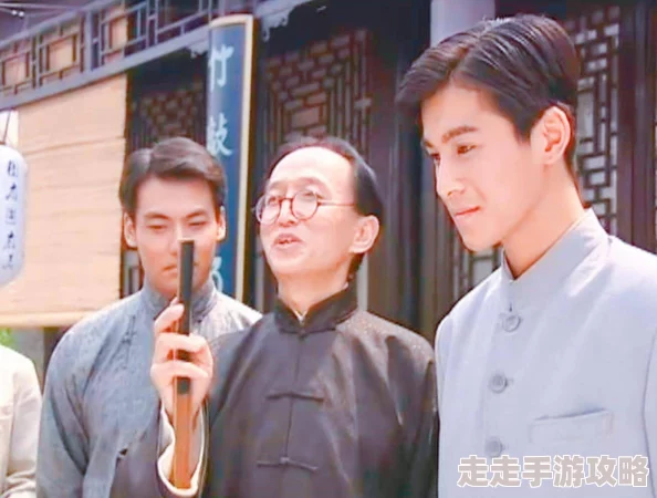 流氓师表听说主演当年为了演好角色曾深入体验生活一个月后瘦了十斤