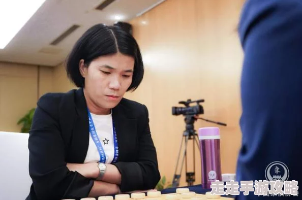 “搡6070老女人老妇女老熟女”网友评论：令人不适的表达，缺乏尊重，年龄并非贬义词