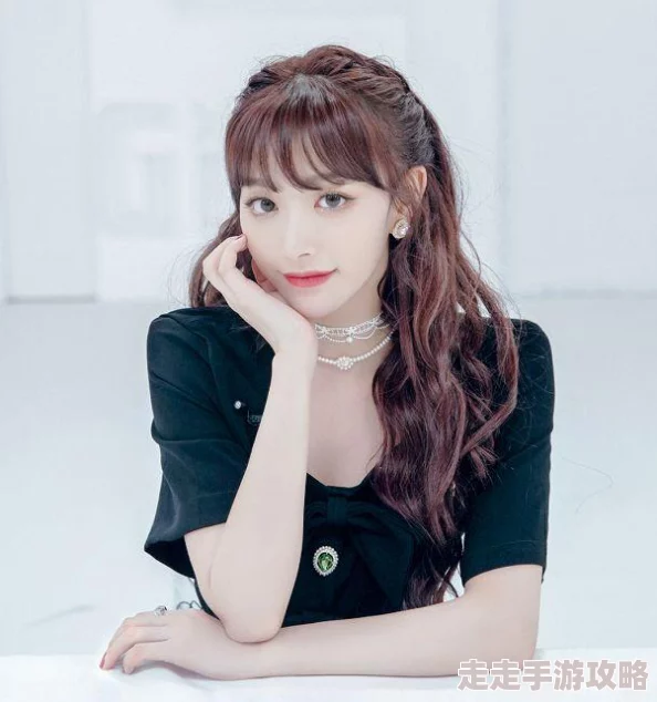 黑料网今日黑料首页 反差  为什么黑料总能引发热议  因为满足了大众的猎奇心理